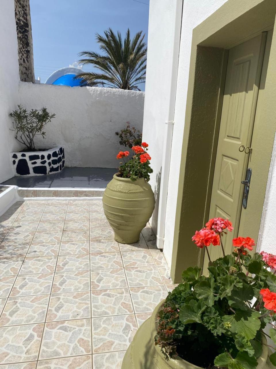 Palm Tree Hill Pensionat Oía Eksteriør billede